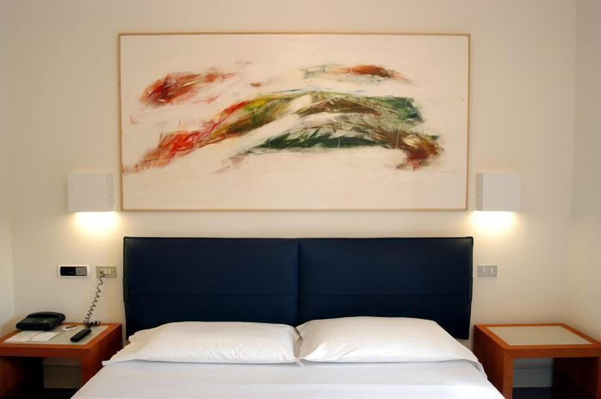 Arte Hotel بيرودجا المظهر الخارجي الصورة