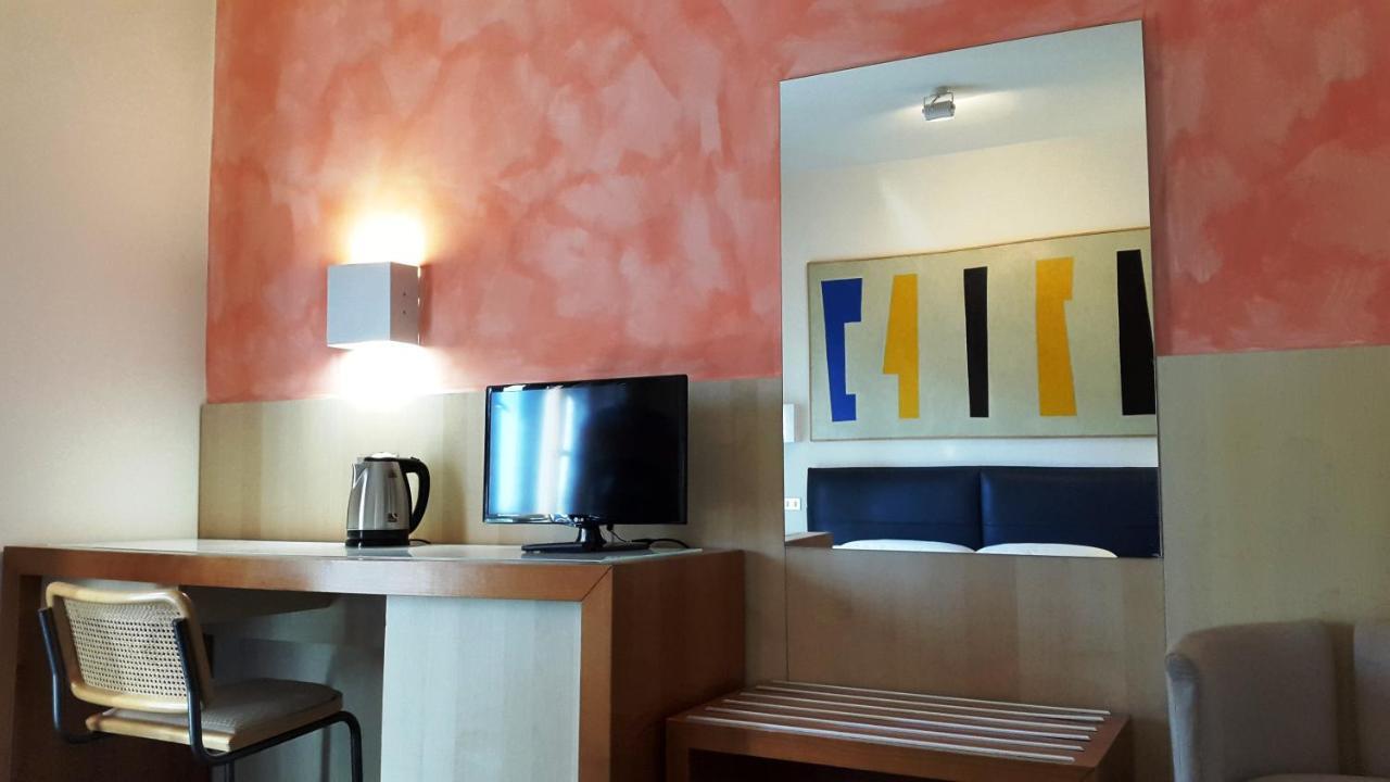 Arte Hotel بيرودجا المظهر الخارجي الصورة